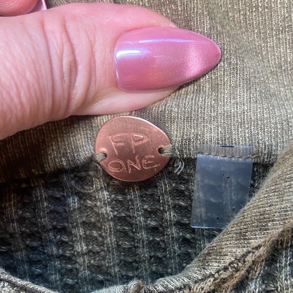 Free People One Mason Hoodie Green/Brown EUC  Small - Picture 6 of 9